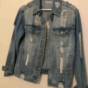  - köpt på chelsea i Gbg för ca 1,5 år sen. använd ett par gånger men i superfint skick! 