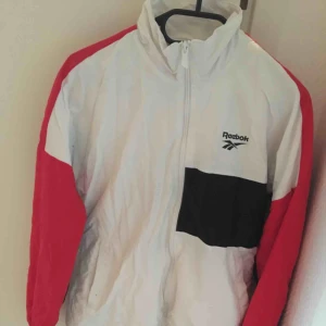  - Reedbook vindjacka! Bra skick!  Frakt tillkommer på 68:- 