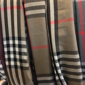  - helt nya sjalar i 4 olika färger