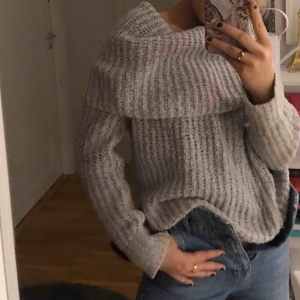  - Stickad tröja från ginatricot, super mjuk 