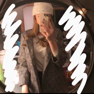  - Snygg kappa i stl xs. 