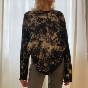 oversized longsleeve - oversized tiedye longsleeve! bra vintage skick!💕💕