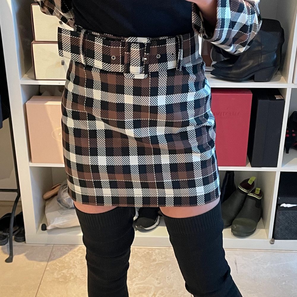 Kavaj/kjol från GinaTricot | Plick Second Hand