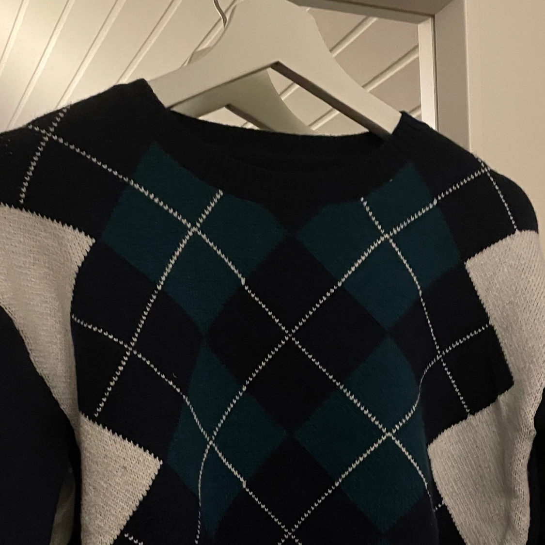 Stickad långärmad tröja - 90