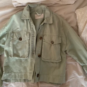 Mintgröna jeansjacka - Mintgröna jeansjacka 👌🏼👌🏼