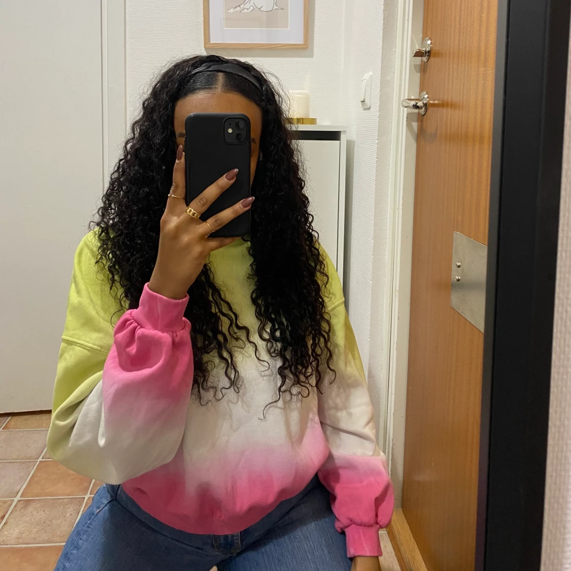 Cool tröja i olika färger