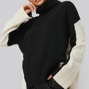 Block sweater nakd - Storlek S- lite oversized 