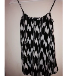  - Linne från Gina Tricot 