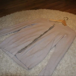  - Fin tröja i fint skick. 