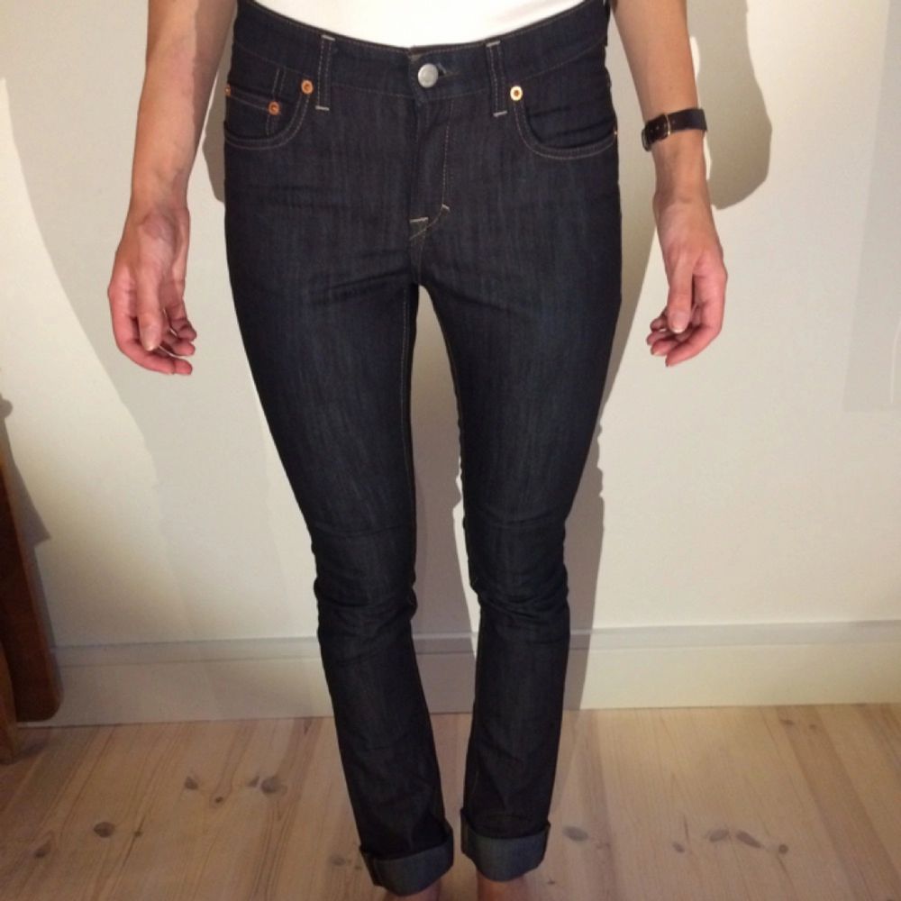 Klassiska Filippa K-jeans, modell | Plick Second Hand