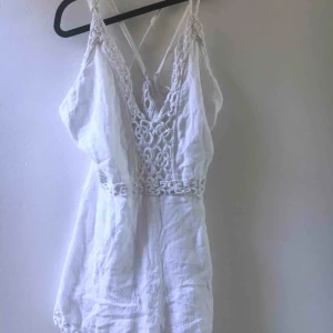  - Jumpsuit/playsuit:)