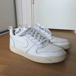  - DM för mer bilder! Har även fler skor