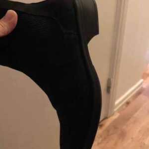  - skor från hm används endast 2 gånger,som nya