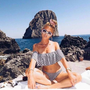  - Bikinisett från HM, andhämtning ett fåtal gånger, frakt tillkommer.