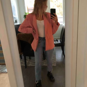  - Blazer från Nelly, strl L.  
