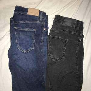 2st jeans från Gina Tricot i modellen Alex, båda i fint skick. Strl xs, s. Frakt; 63kr, priset blir alltså sammanlagt 183kr. ❤️❤️