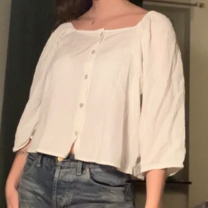 Blus  - Blus från Lindex! Superfin! Använd få gånger 