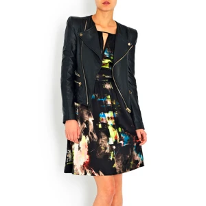  - SÖKES! Denna fina Jade leather jacket i storlek XS från märket By Malina.