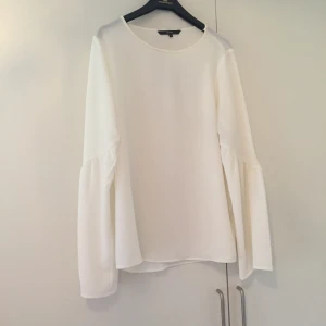  - Blus från vero Moda Stl m 