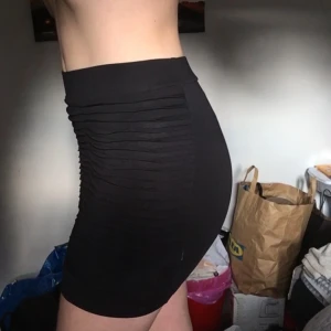  - Skit fin svart kjol! Frakt tillkommer ❤️