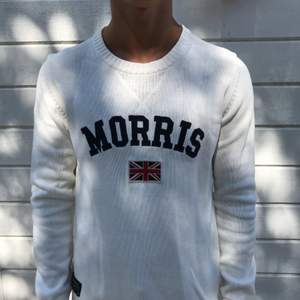 Vit fin stickad tröja från Morris, nästan aldrig använd. 