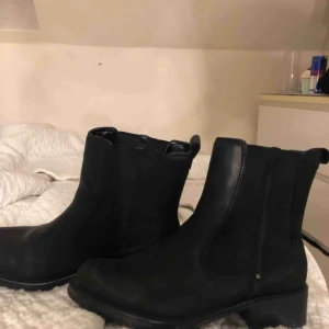  - Helt nya skor från Clarks.