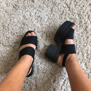  - Vagabond platåskor! Nyskick. Säljs pga försmå.