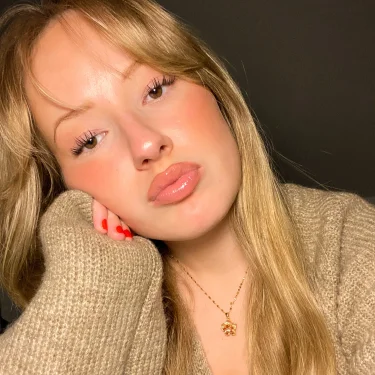 Esther Linnéa