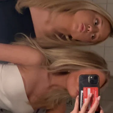 Julia Ribbenhed🥂🥂