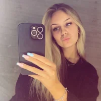 Alicia Pue Roth