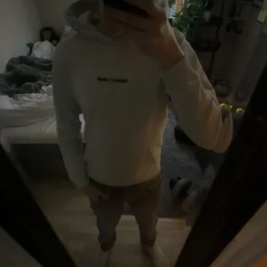 𝒥𝑜𝒽𝓃 𝒿𝑜𝒽𝓃