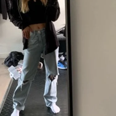 Meja💕💋💋🌸🌺