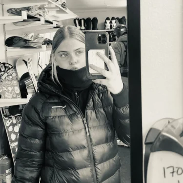 Elvira Bergström 🥂🥂