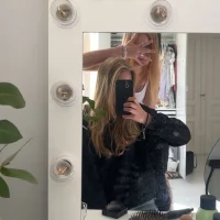 April🤍