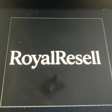 Royalresell1
