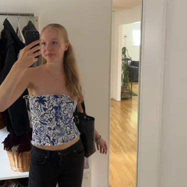 Emelie