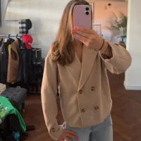 nicolejonsson