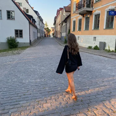 Ella