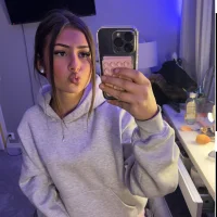 𝓝𝓲𝓬𝓸𝓵𝓮🤍🐻