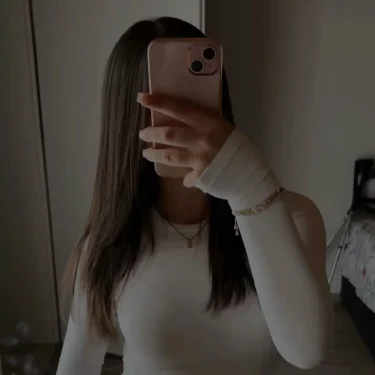𝒜𝓂𝒶𝓃𝒹𝒶🌺