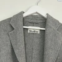 SECOND HAND IN HIGH QUALITY 👏🏻🤩🤩