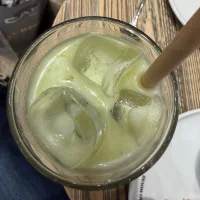 ℰ𝓁𝓁ℯ𝓃 ℬ𝓇ℴ𝓇𝓈𝓈ℴ𝓃