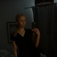 Olivia Selling
