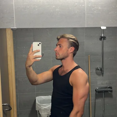 Adam Eriksson