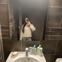 Följ mig för prisvärda snygga kläder