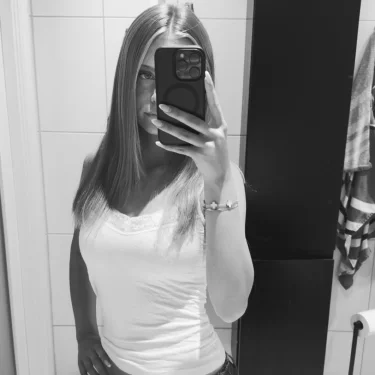 Alicia Engström