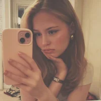 Molly Hamarstam 🧸☕️🤍