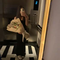 ੈ✩‧Victoria˚ · .