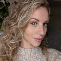 Josefine Carell Törnqvist