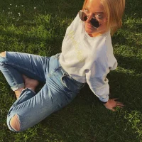 Emelie’s Outlet🌞